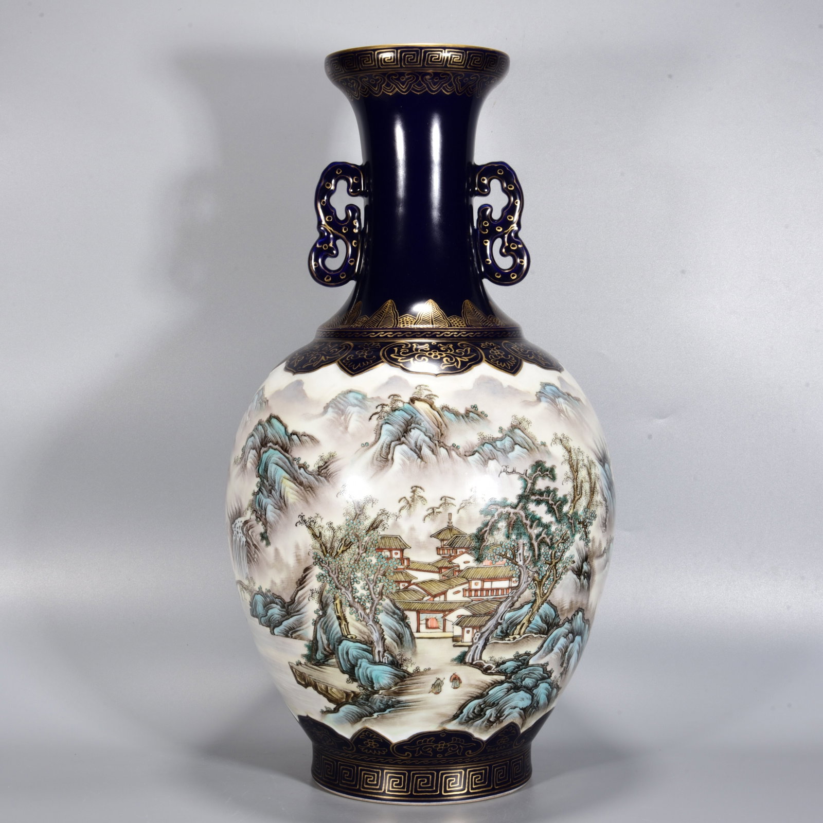 Rare and Huge Chinese famille rose porcelain vase Qing dynasty Qianlong Mark & Period (1 of 9)
