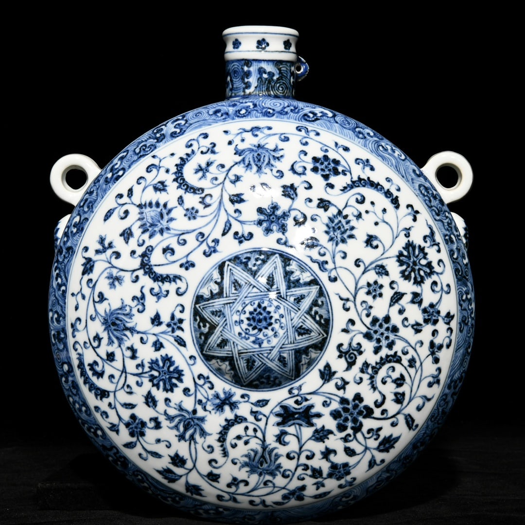 Chinese blue and white porcelain vase Ming dynasty Yongle Mark & Period (1 of 9)