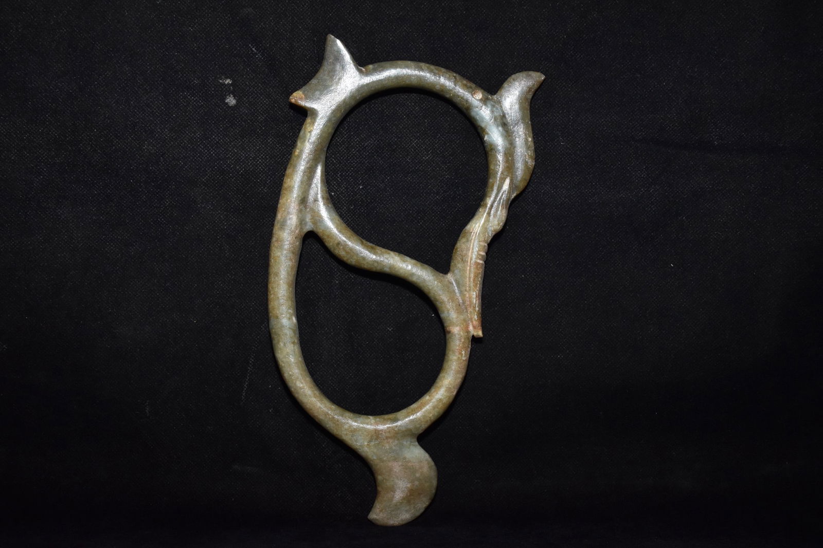 Chinese Hongshan culture jade carved ornaments: Size: Height 23.5 cm - Width 14 cm Materials: Natural Jade Time Period: Hongshan Culture Manufactured Date: 3000-BC Object: Chinese Antique ⛨ Purchase With Confidence✔ Verified