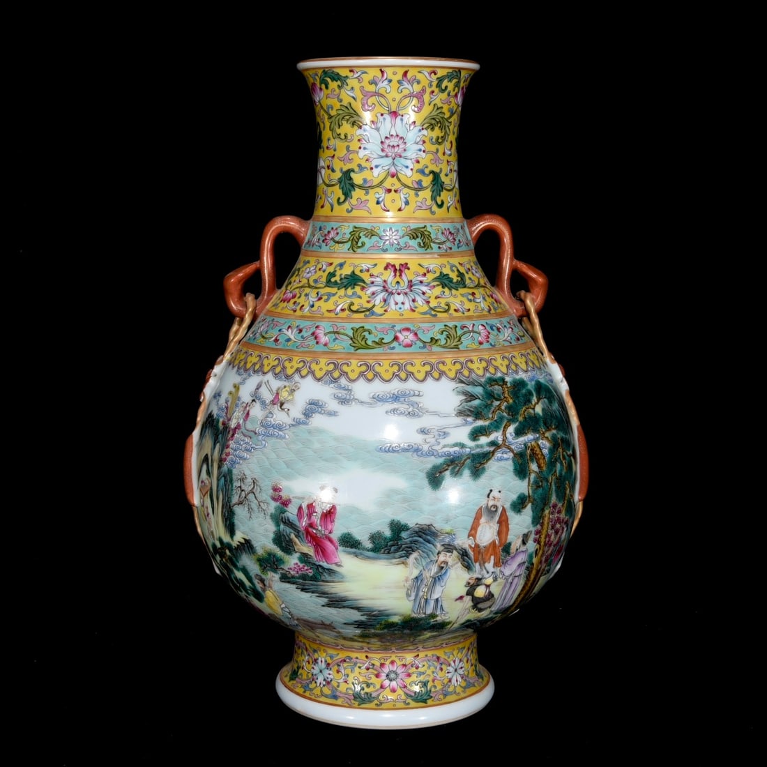 Chinese famille rose porcelain vase Qing dynasty Qianlong Mark & Period (1 of 9)