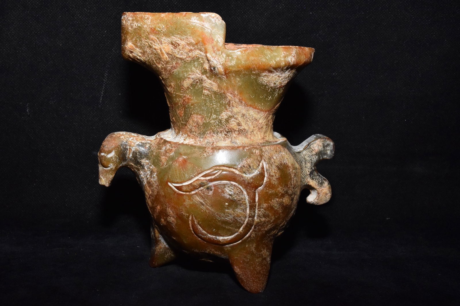 Chinese Hongshan culture jade carved ornaments (1 of 10)