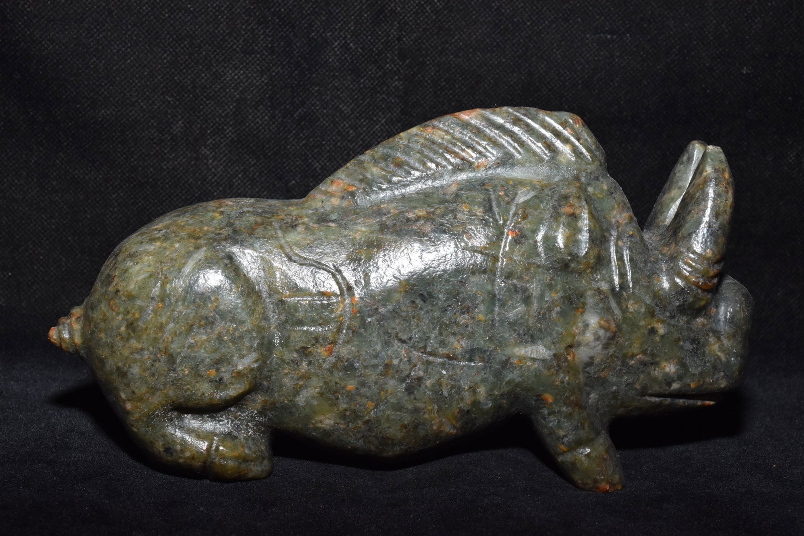 Chinese Hongshan culture jade carved ornaments: Size: Height 11 cm - Width 18.8 cm Materials: Natural Jade Time Period: Hongshan Culture Manufactured Date: 3000-BC Object: Chinese Antique ⛨ Purchase With Confidence✔ Verified