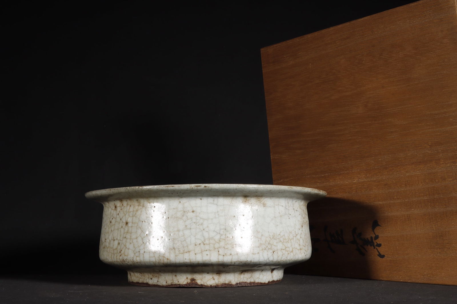 Chinese official kiln porcelain washer Song dynasty (1 of 9)