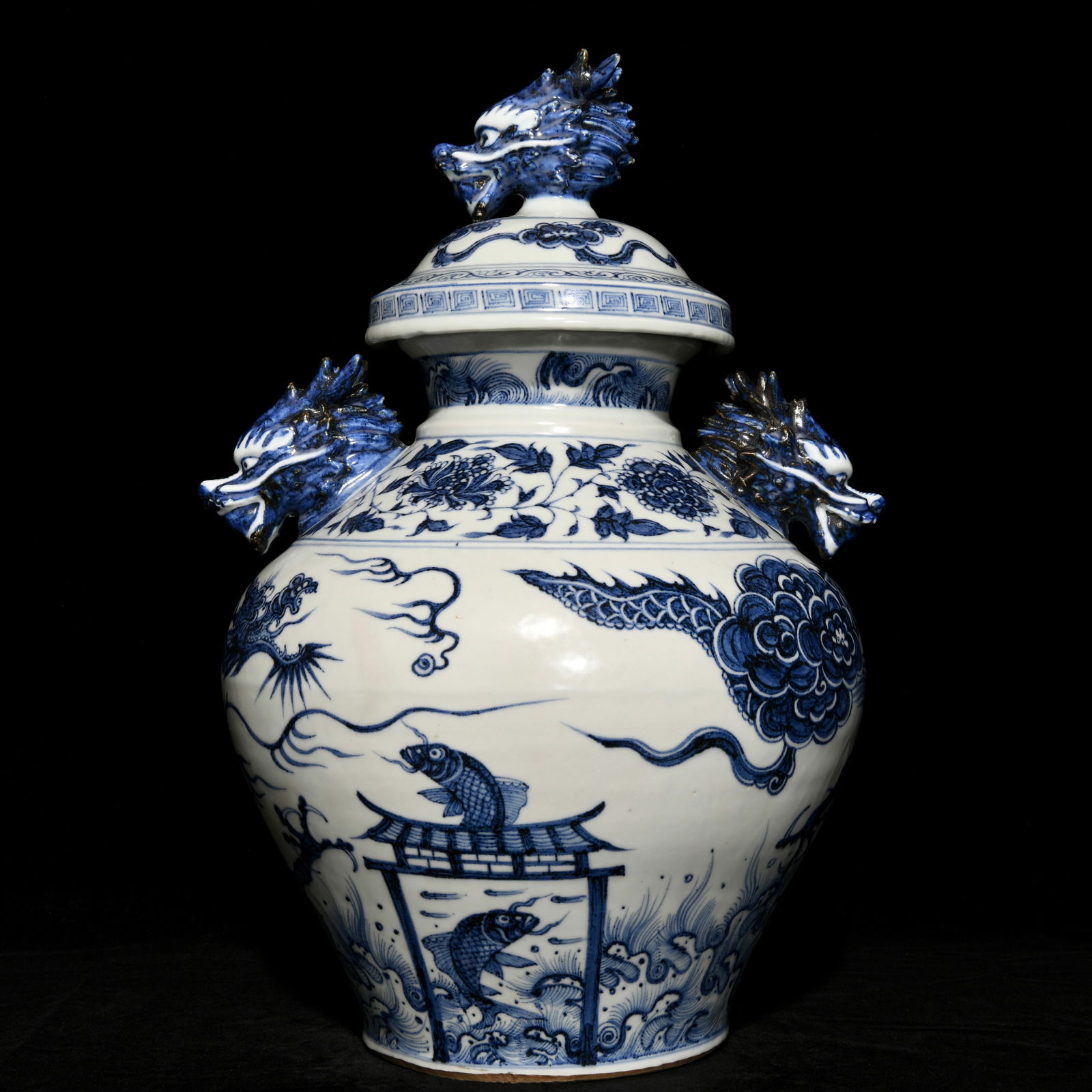 Chinese blue and white porcelain jar Yuan dynasty (1 of 9)