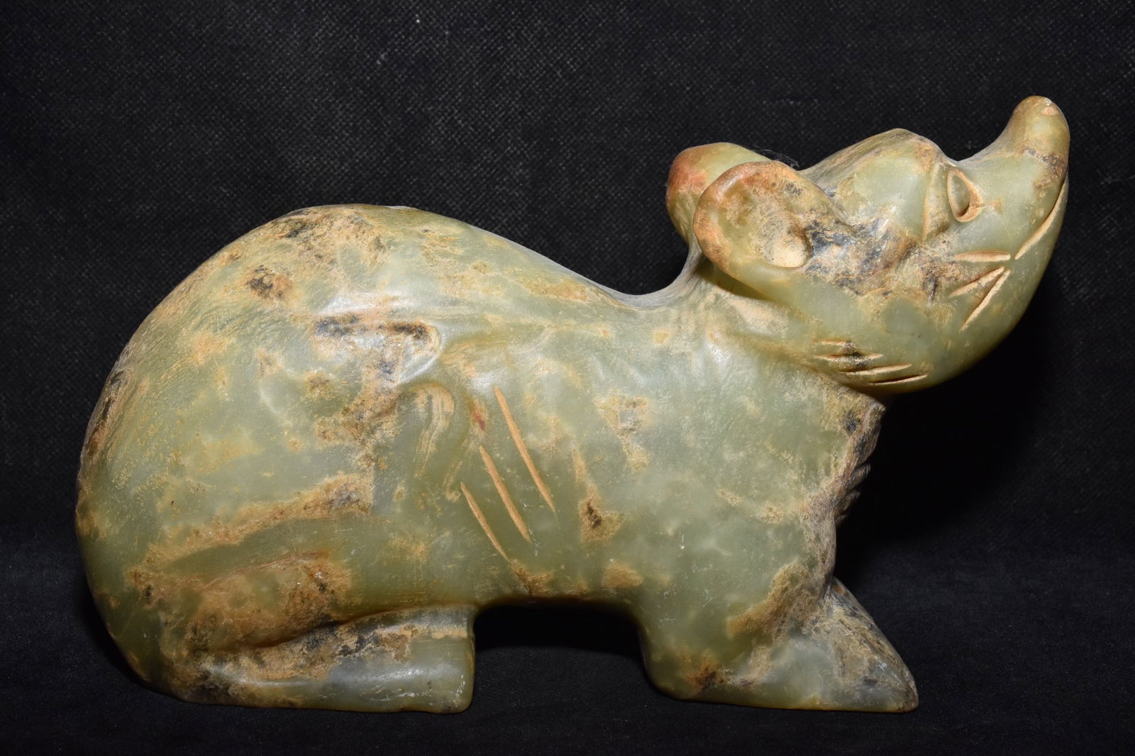 Chinese Hongshan culture jade carved ornaments (1 of 10)