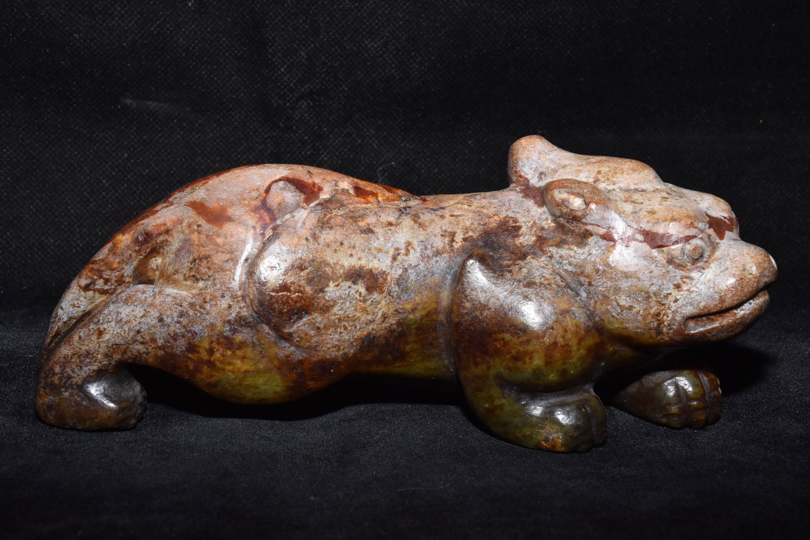 Chinese Hongshan culture jade carved ornaments (1 of 10)