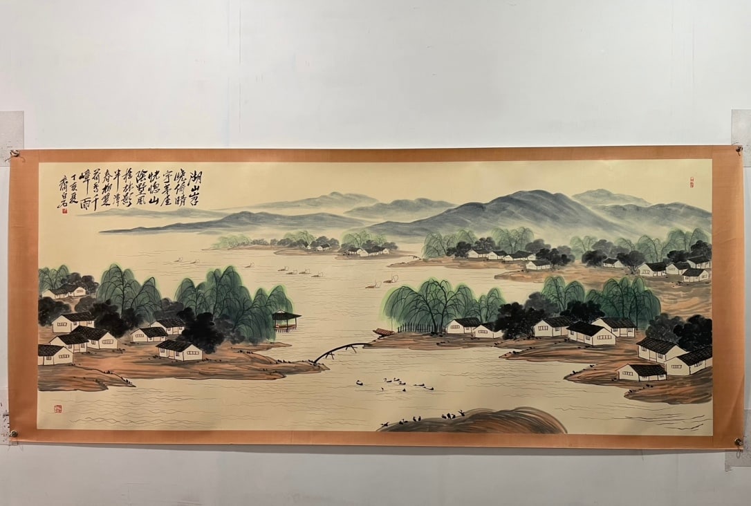 Chinese scroll painting Qing dynasty Qi Baishi: Size: Height 400 cm - Width 160 cm Materials: ink color and paper Time Period: Qing dynasty Manufactured by: Qi Baishi Object: Chinese Antique A masterpiece hand-painted by Qi Baishi, Qi Baishi was a