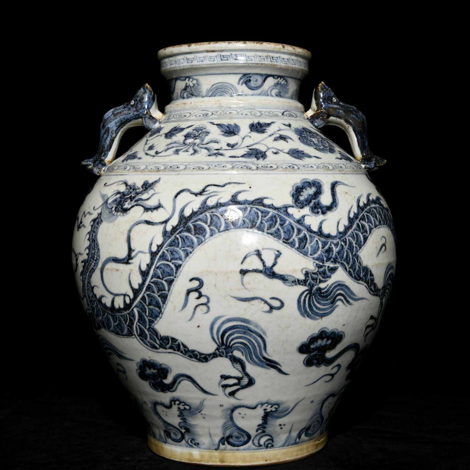 Chinese blue and white porcelain jar Yuan dynasty (1 of 9)