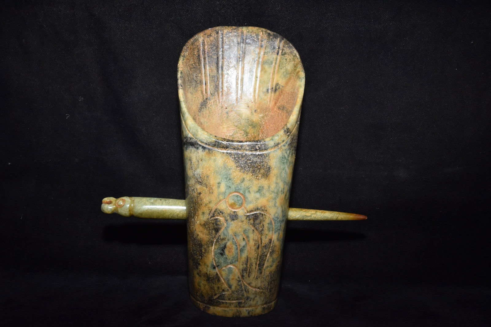 Chinese Hongshan culture jade carved ornaments (1 of 10)