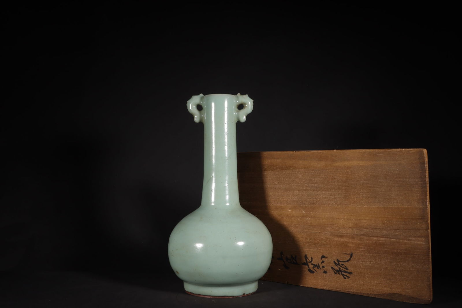 Chinese ru kiln porcelain vase Song dynasty (1 of 9)