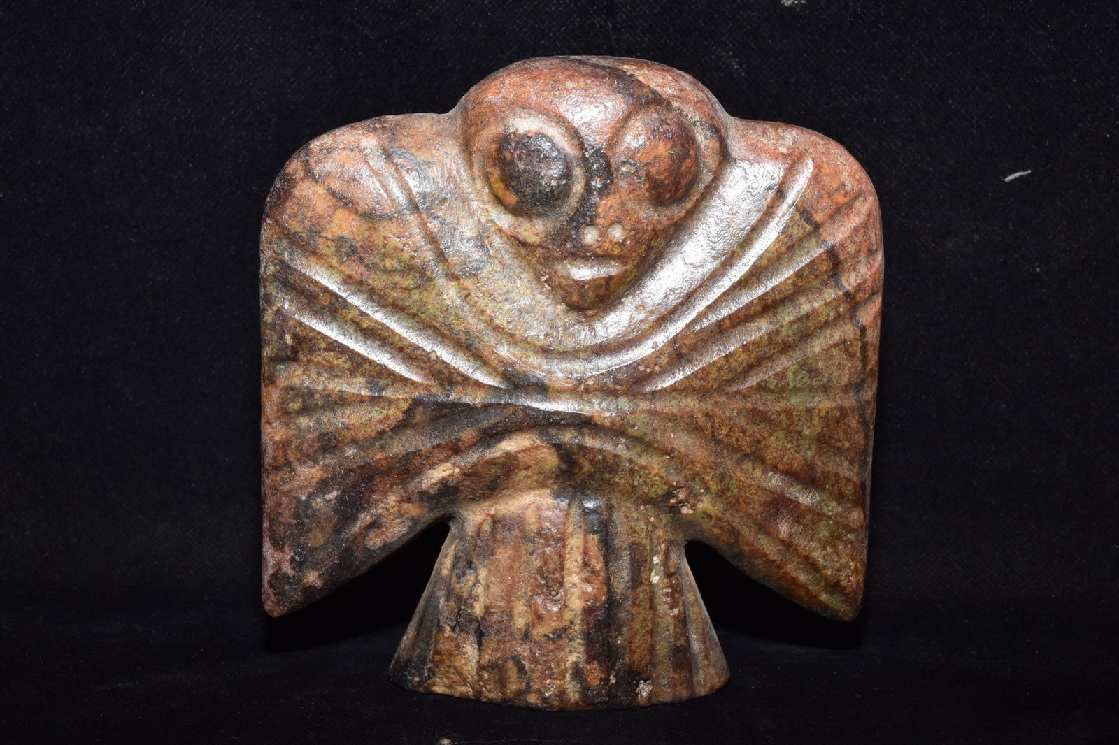 Chinese Hongshan culture jade carved ornaments (1 of 10)