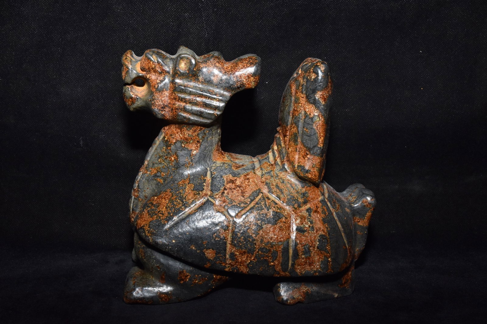 Chinese Hongshan culture jade carved ornaments (1 of 10)