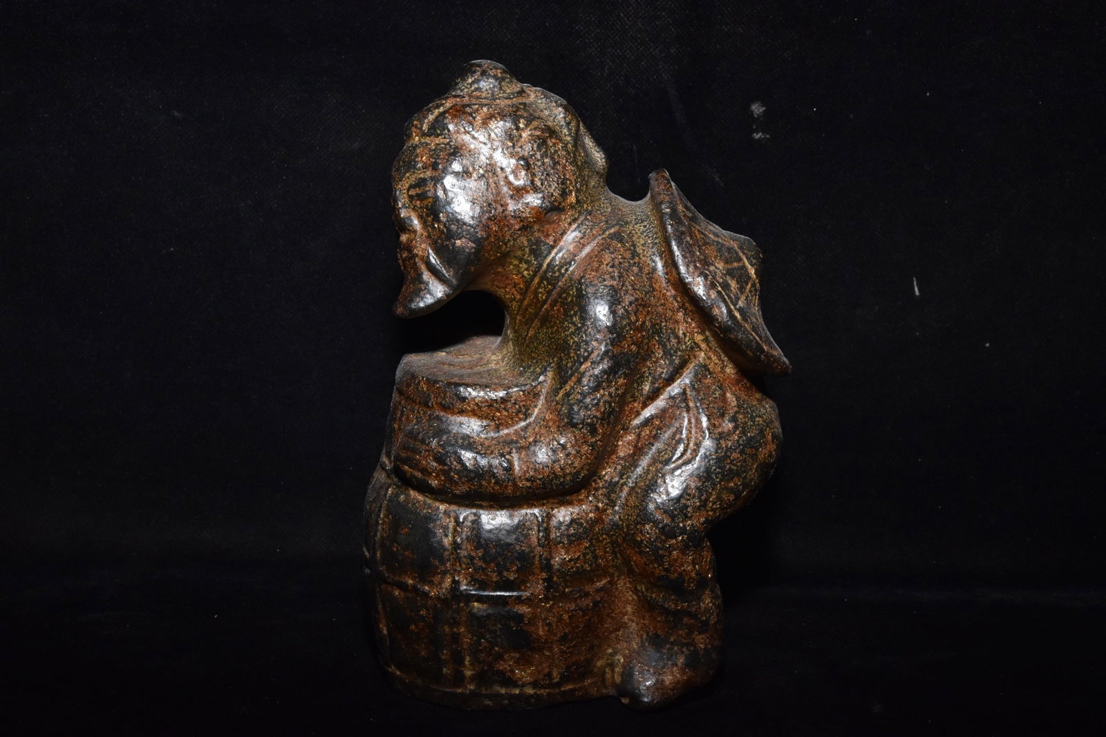 Chinese Hongshan culture jade carved ornaments (1 of 10)