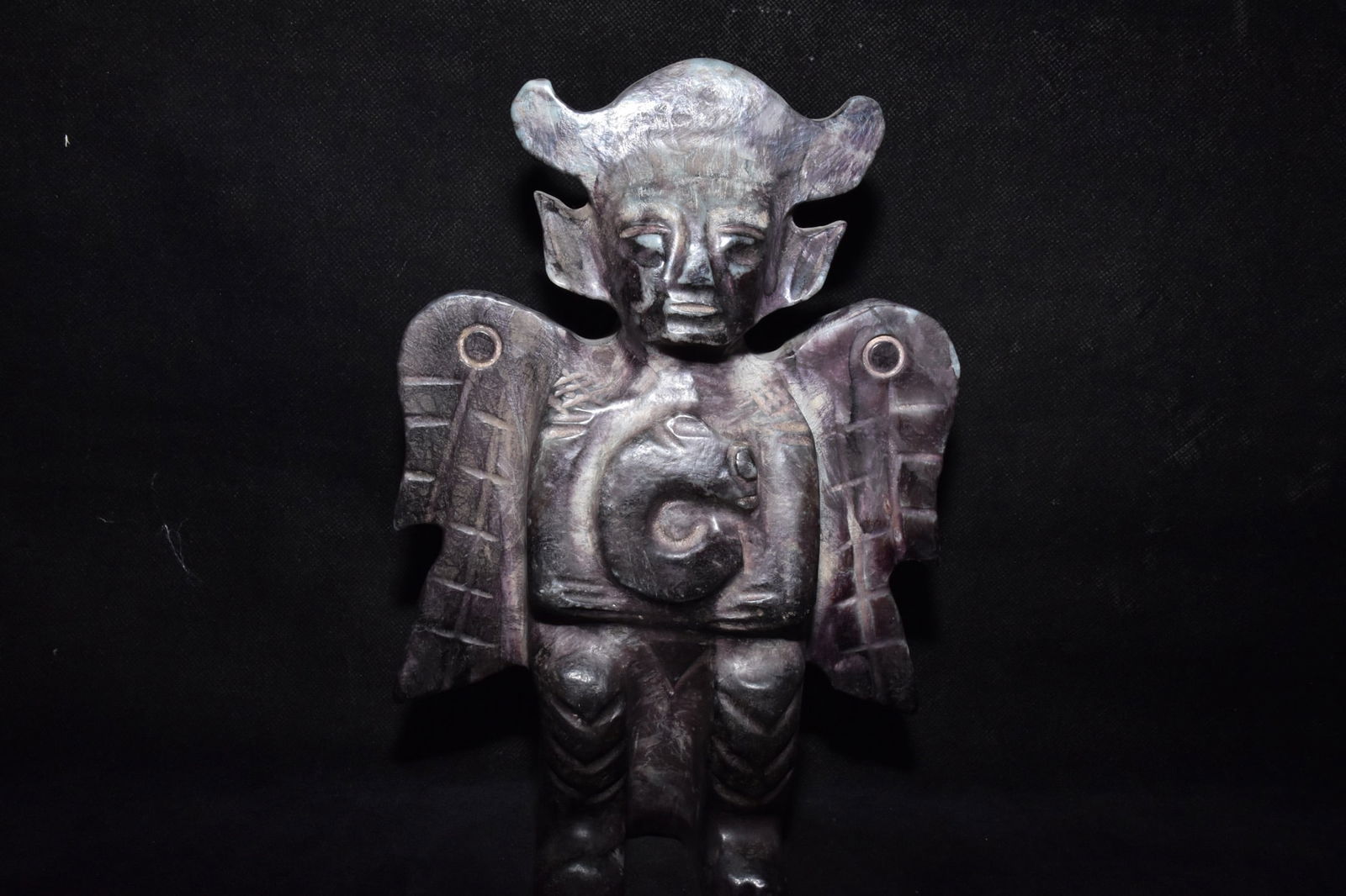 Chinese Hongshan culture jade carved ornaments: Size: Height 24.5 cm - Width 17 cm Materials: Natural Jade Time Period: Hongshan Culture Manufactured Date: 3000-BC Object: Chinese Antique ⛨ Purchase With Confidence ✔ Verified Auc