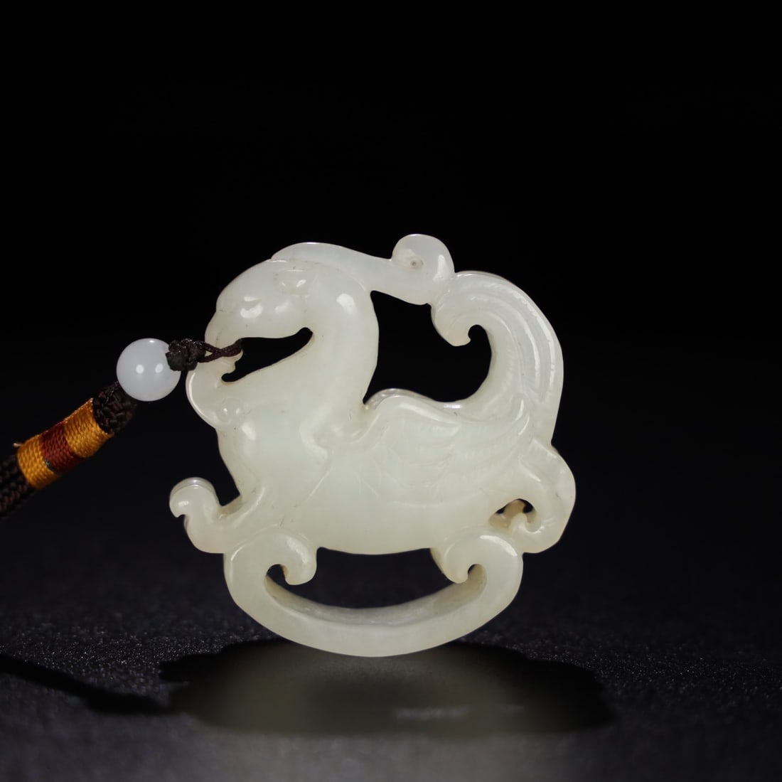 Chinese natural jade carved ornaments Qing dynasty (1 of 9)