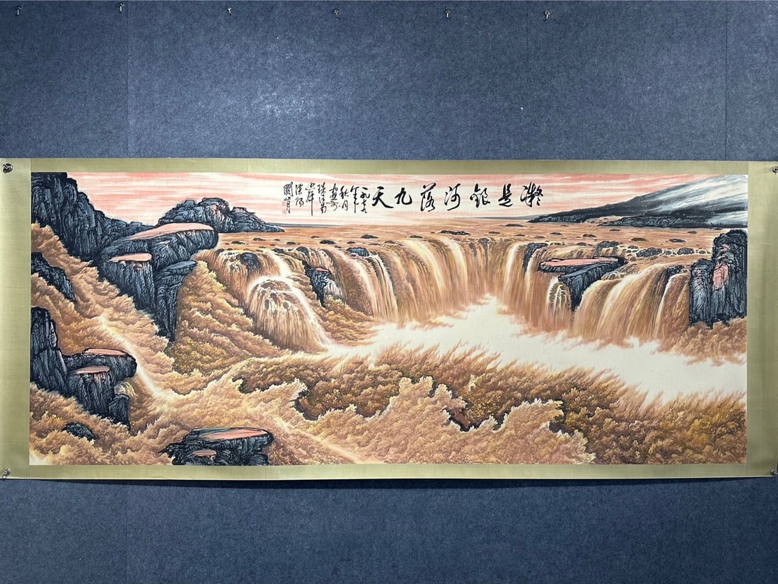 Chinese scroll painting Qing dynasty Guanshan Yue: Size: Height 400 cm - Width 160 cm Materials: ink color and paper Time Period: Qing dynasty Manufactured by: Guan Shanyue Object: Chinese Antique A magnificent, hand-painted landscape painting by Guan