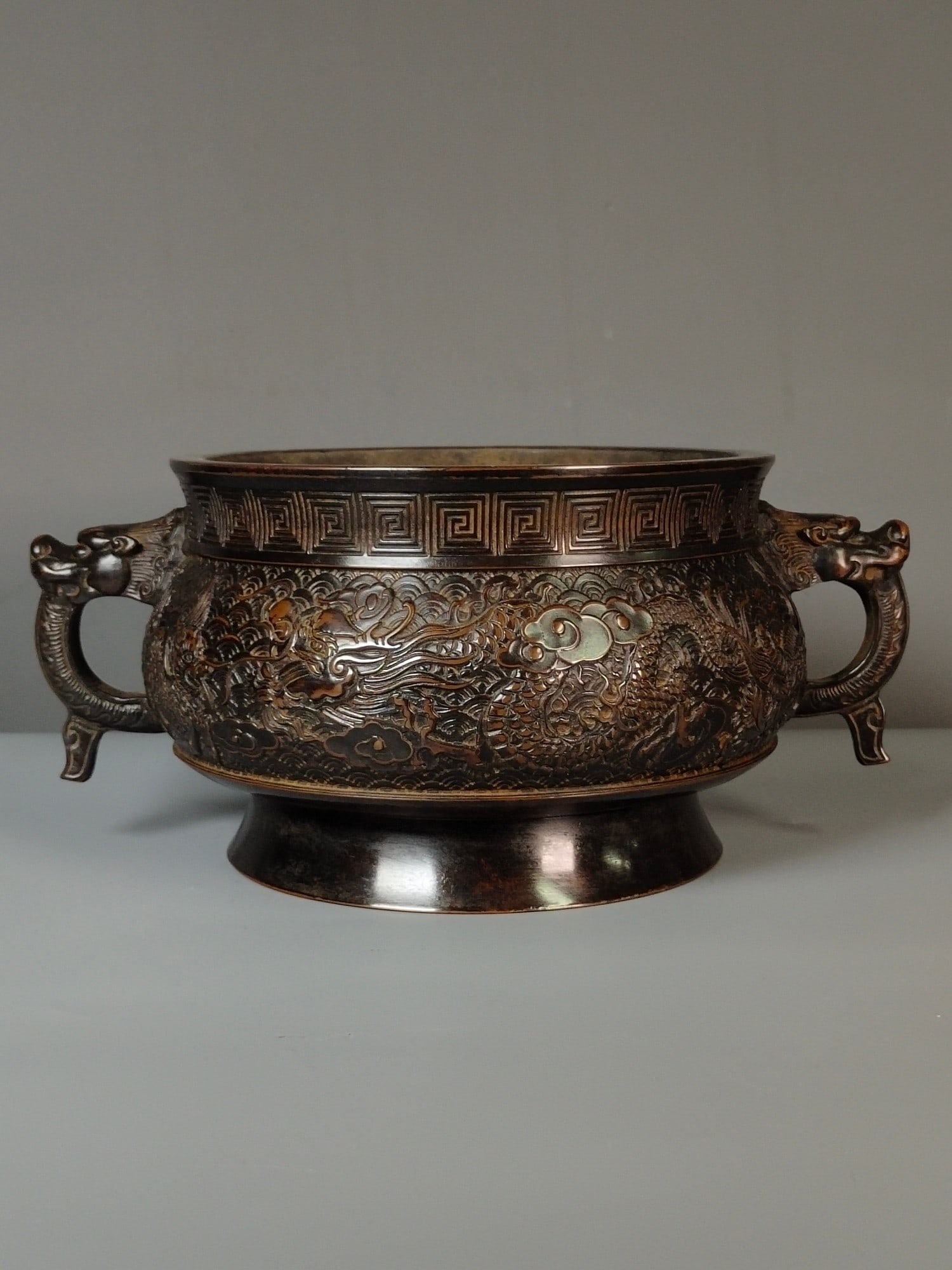Chinese bronze ware incense burner Ming dynasty Xuande Mark & Period (1 of 9)