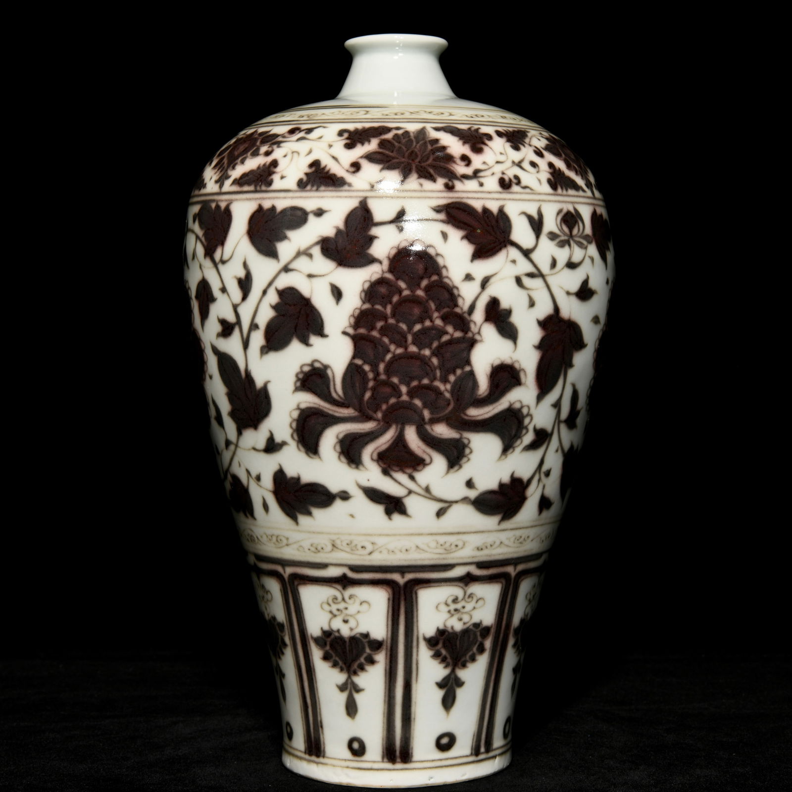 Yuan Dynasty underglaze red peony porcelain plum vase: Size: Height 29.5 cm - Width 17 cm Materials: Porcelain Time Period: Yuan dynasty Manufactured Date: 13th-c Period Object: Chinese Antique ⛨ Purchase With Confidence ✔ Verified Auct