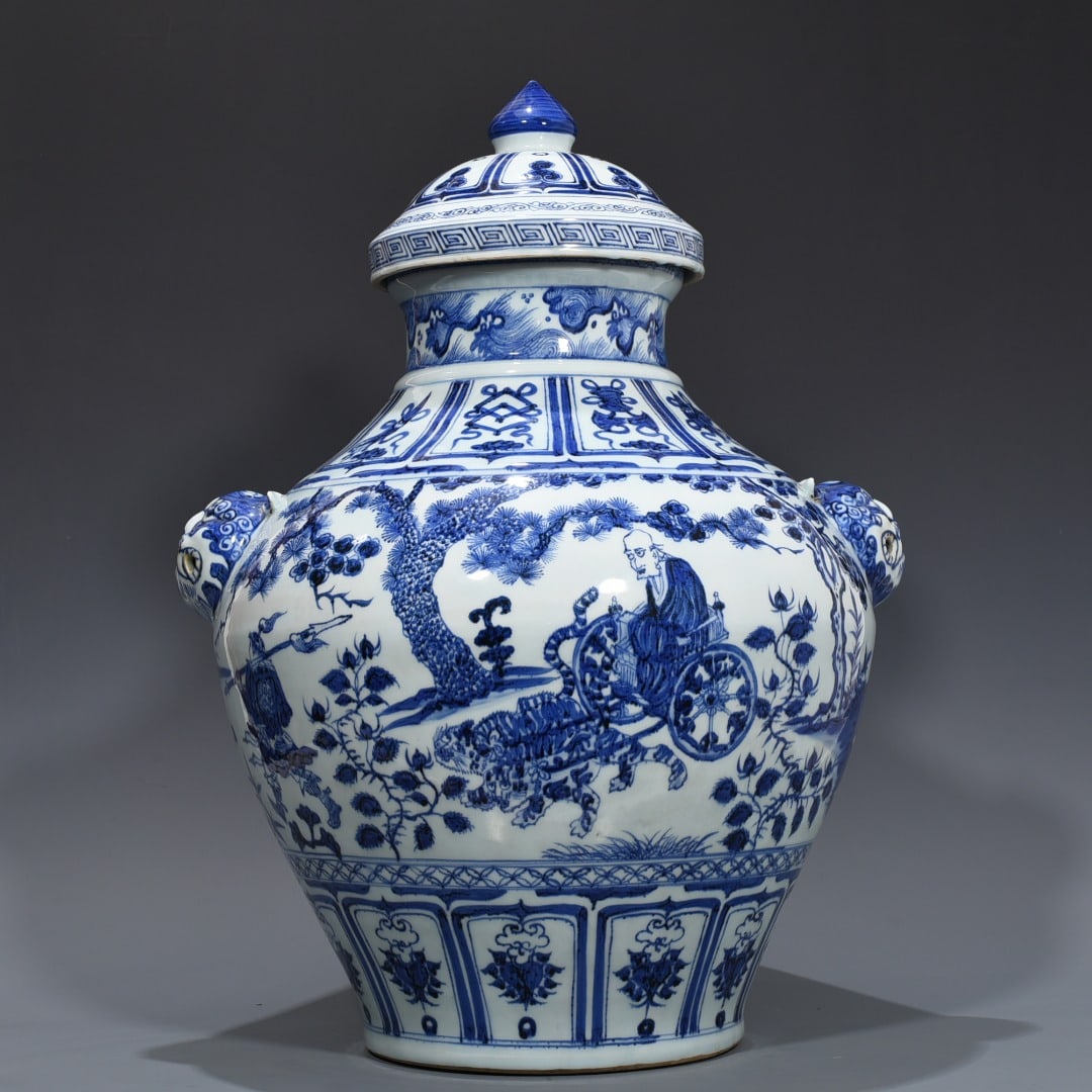 Huge Chinese blue and white porcelain jar Yuan dynasty (1 of 9)