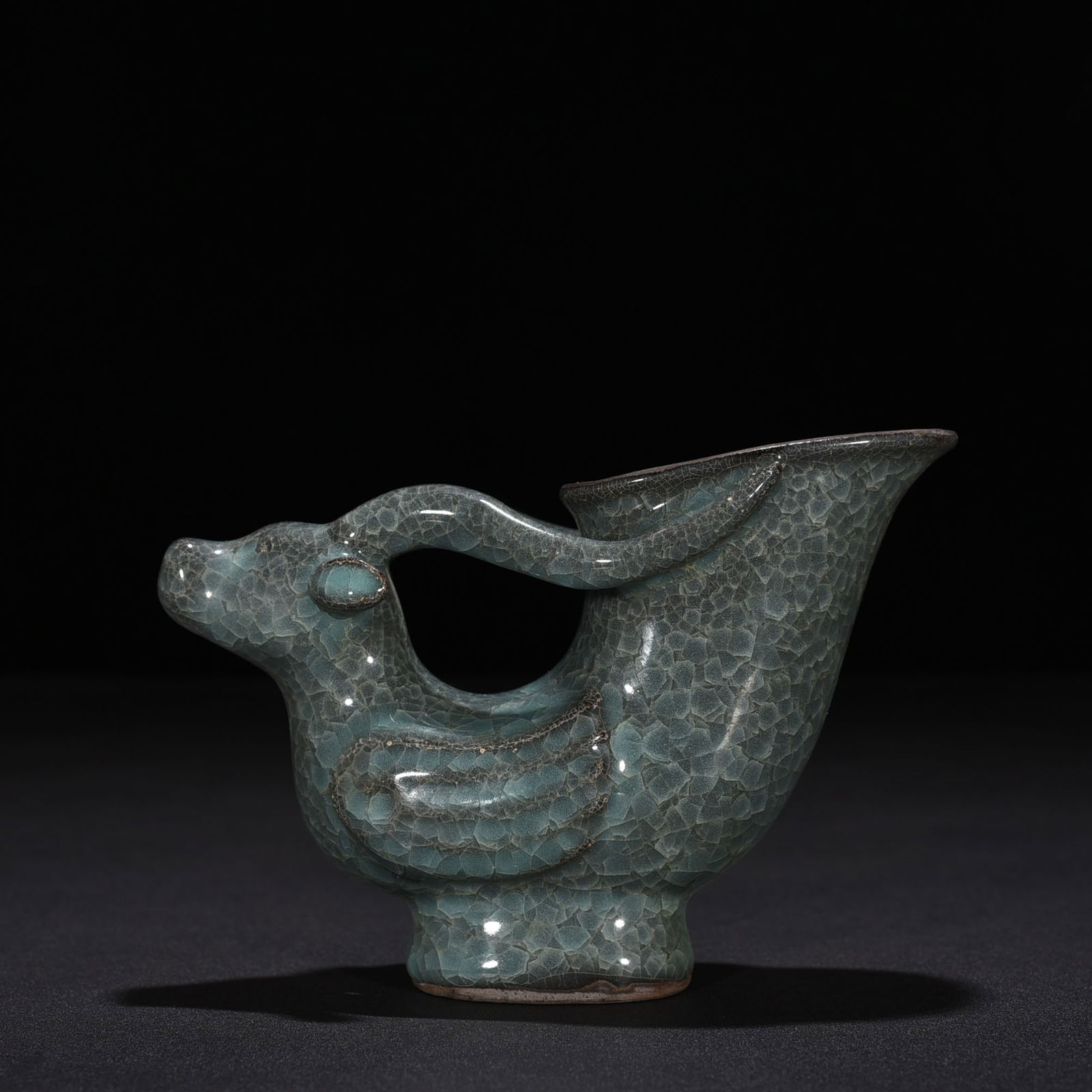 Song Dynasty Guan Kiln Ice Cracked Sheep Jue Cup (1 of 8)