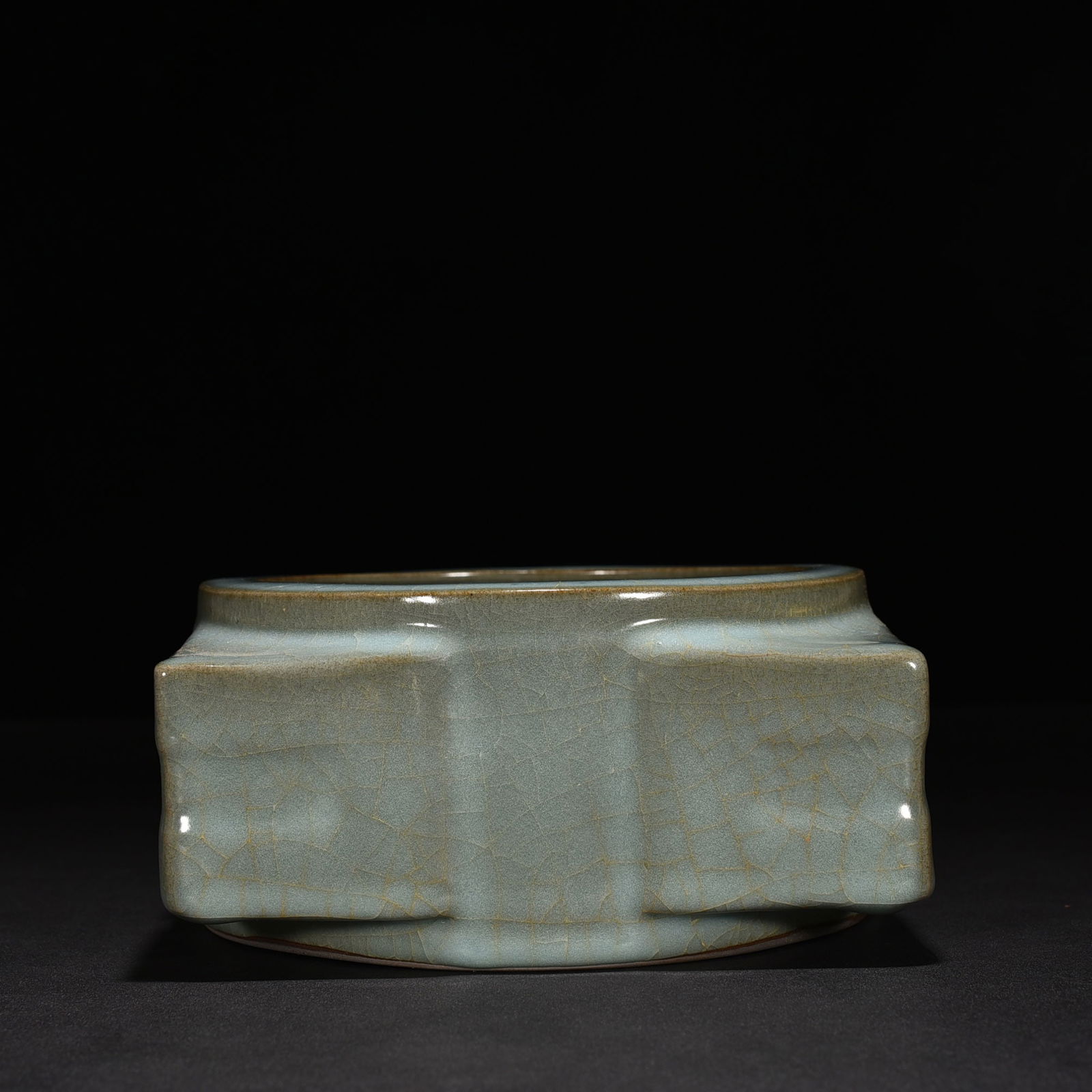 Song Dynasty Guan Kiln Cong Washer (1 of 7)