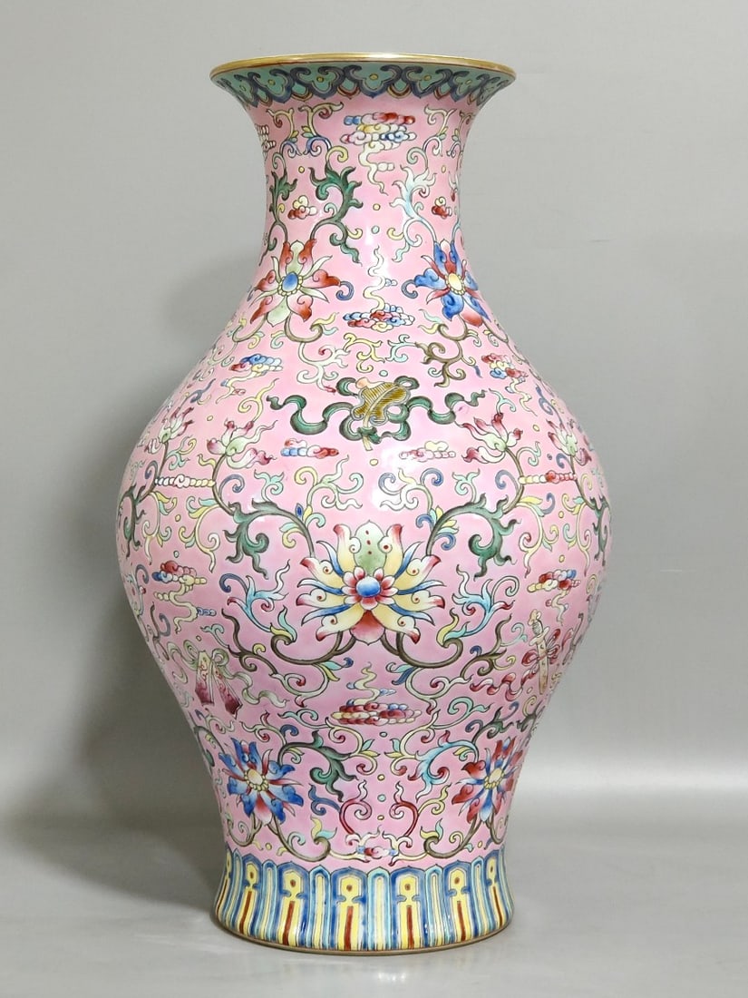 Qing Dynasty Daoguang Fendi Auspicious Eight Treasures Vase Pair - 4