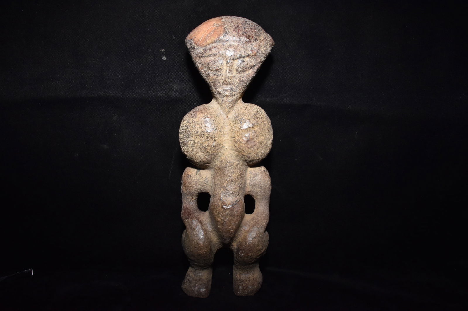 Chinese Hongshan culture jade carved ornaments (1 of 9)