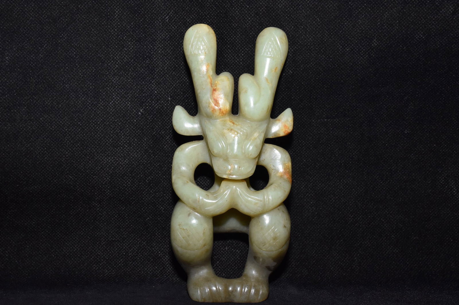 Chinese Hongshan culture jade carved ornaments (1 of 10)