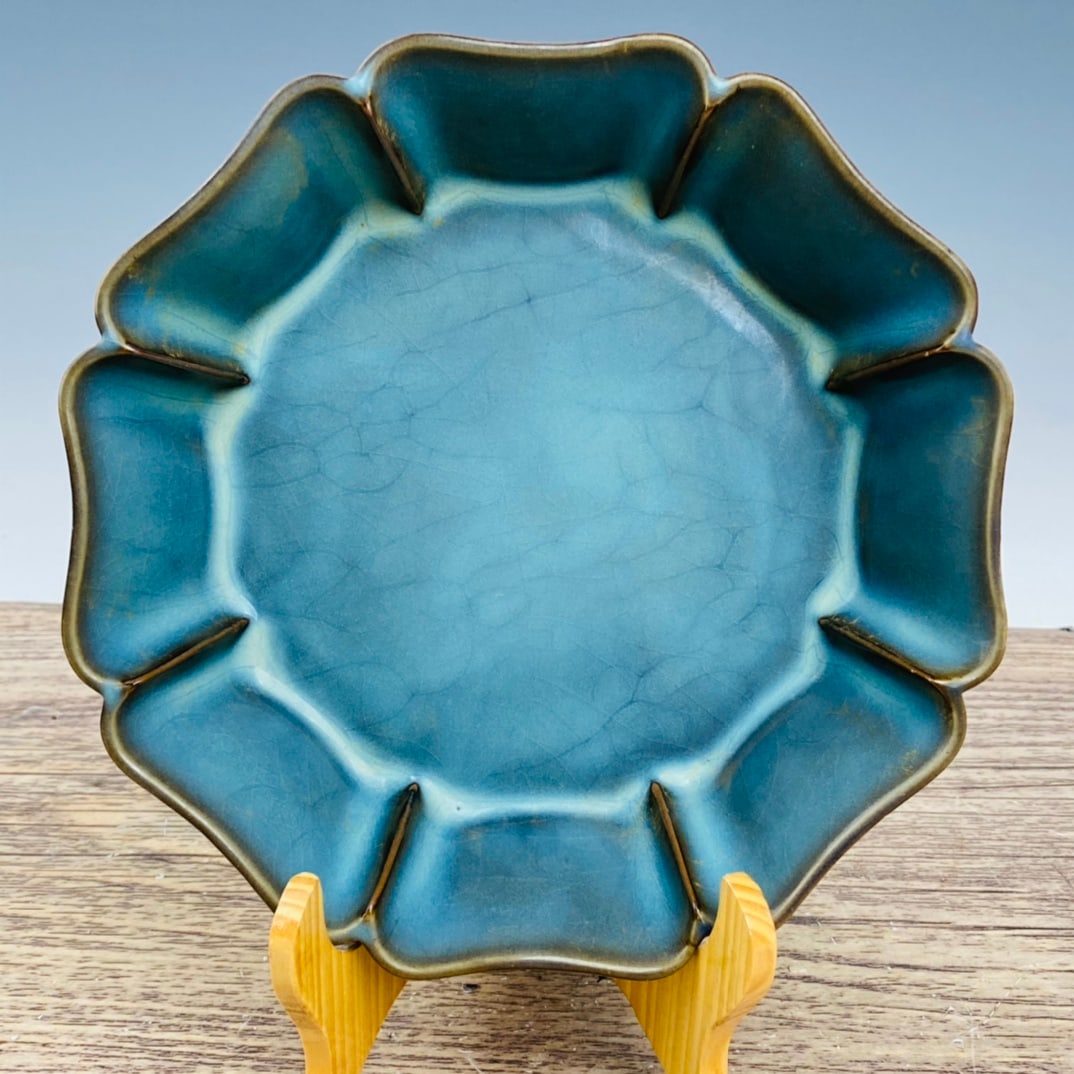 Chinese jun kiln porcelain washer Song dynasty (1 of 9)