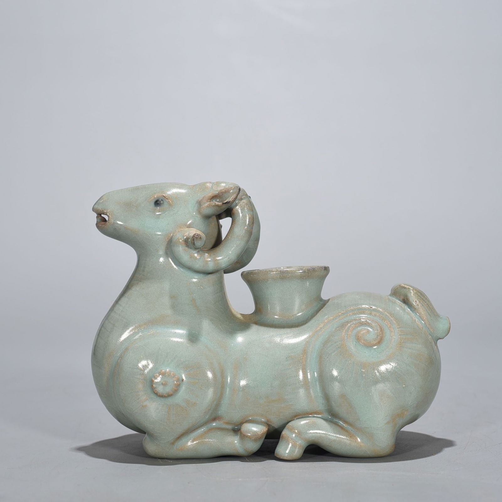 Song Dynasty Ru kiln azure glazed sheep statue (1 of 7)