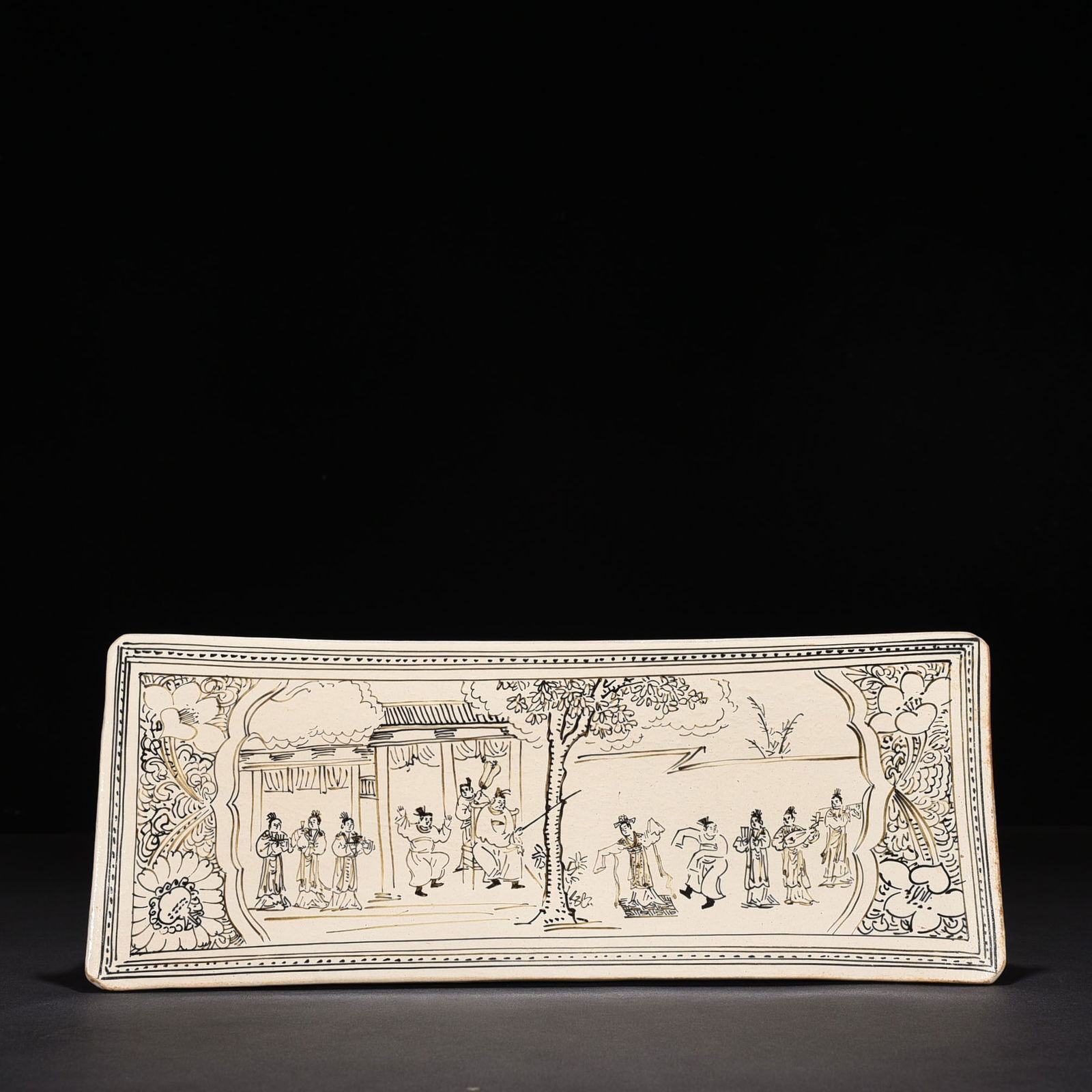 Chinese Square pillow with character and story made by the Zhang family of Cizhou Kiln Song Dynasty (1 of 9)