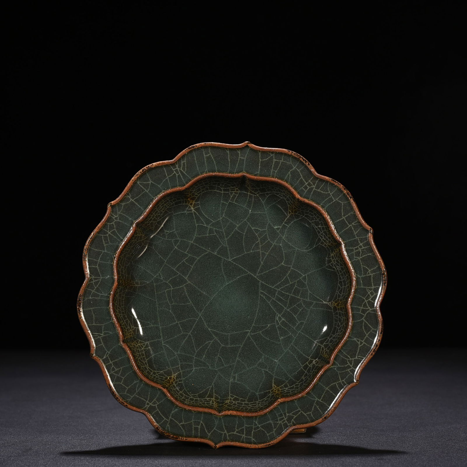 Song Dynasty Longquan Xikou kiln rhombus folding edge plate: Size: Width 18 cm - Height 3 cm Materials: Porcelain Time Period: Song dynasty Manufactured Date: 10th-c Period Object: Chinese Antique ⛨ Purchase With Confidence ✔ Verified Auction