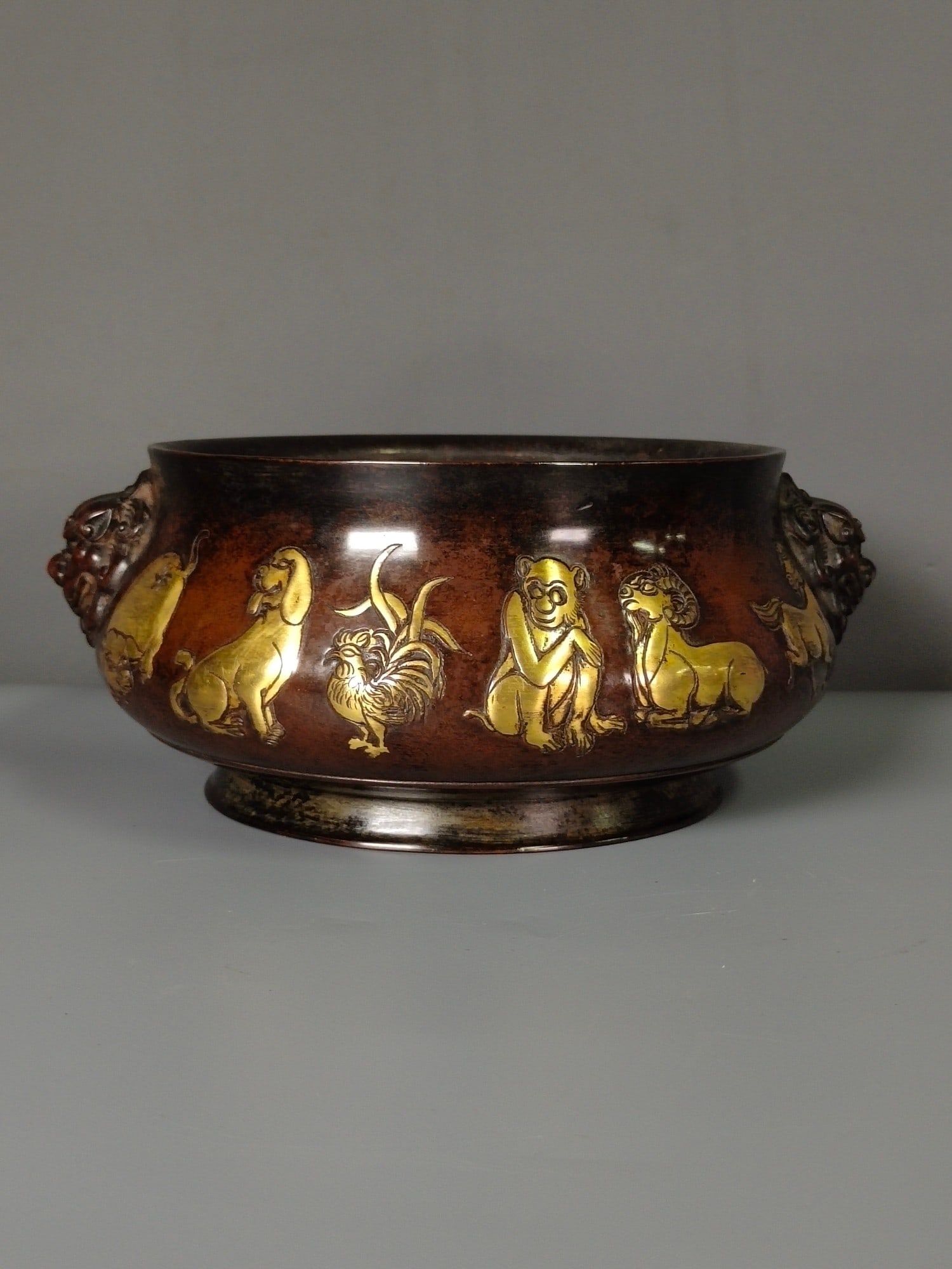 Chinese gilt bronze incense burner Ming dynasty Xuande Mark & Period (1 of 9)