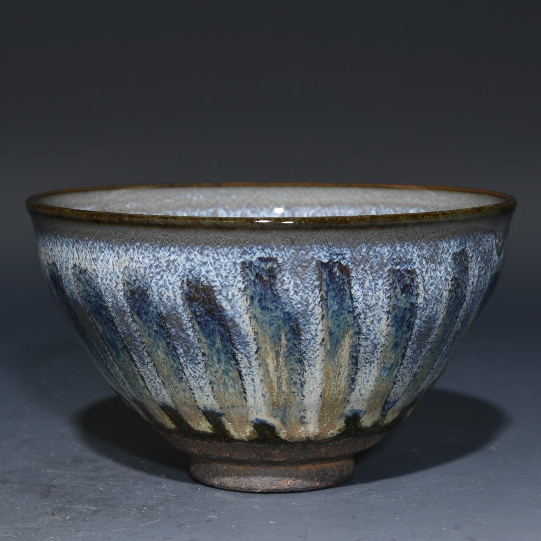 Song Dynasty Jianyao obsidian lamp: Size: Width 12.5 cm - Height 7.3 cm Materials: Porcelain Time Period: Song dynasty Manufactured Date: 10th-c Period Object: Chinese Antique ⛨ Purchase With Confidence ✔ Verified Auc