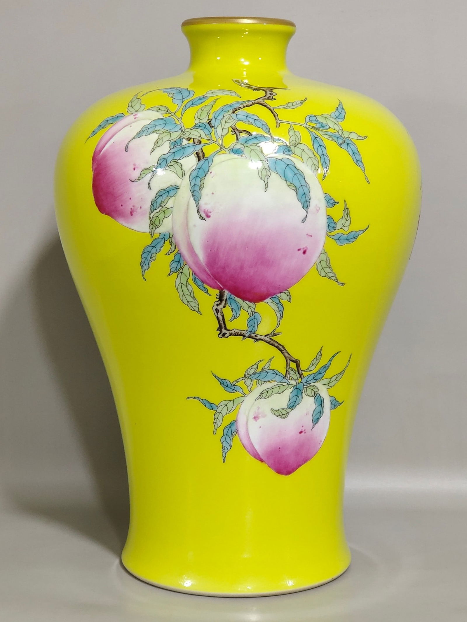 Qing Dynasty Yongzheng lemon yellow glazed Sanduomei vase: Size: Height 28 cm - Width 17 cm Materials: Porcelain Time Period: Qing dynasty Manufactured Date: Yongzheng Mark & Period Object: Chinese Antique ⛨ Purchase With Confidence ✔ Verif