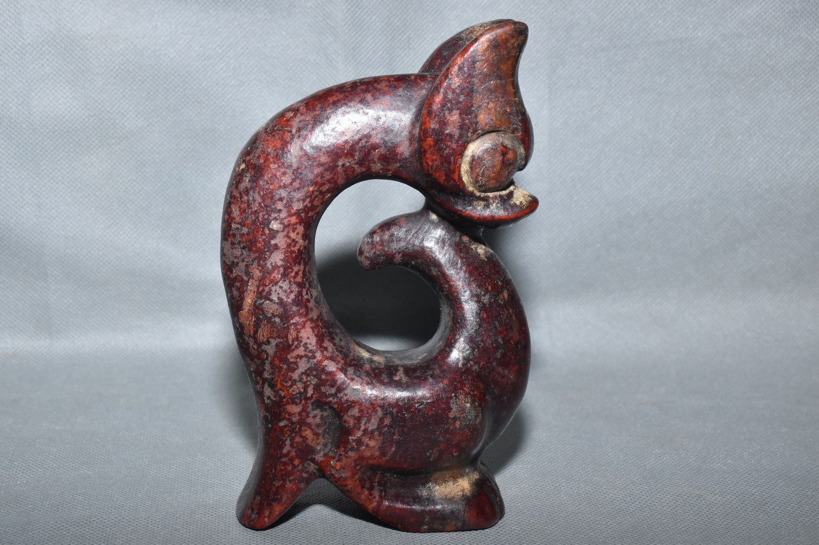 Chinese Hongshan culture jade carved ornaments: Size: Height 16 cm - Width 9.5 cm Materials: Natural Jade Time Period: Hongshan Culture Manufactured Date: 3000-BC Object: Chinese Antique ⛨ Purchase With Confidence ✔ Verified Auct