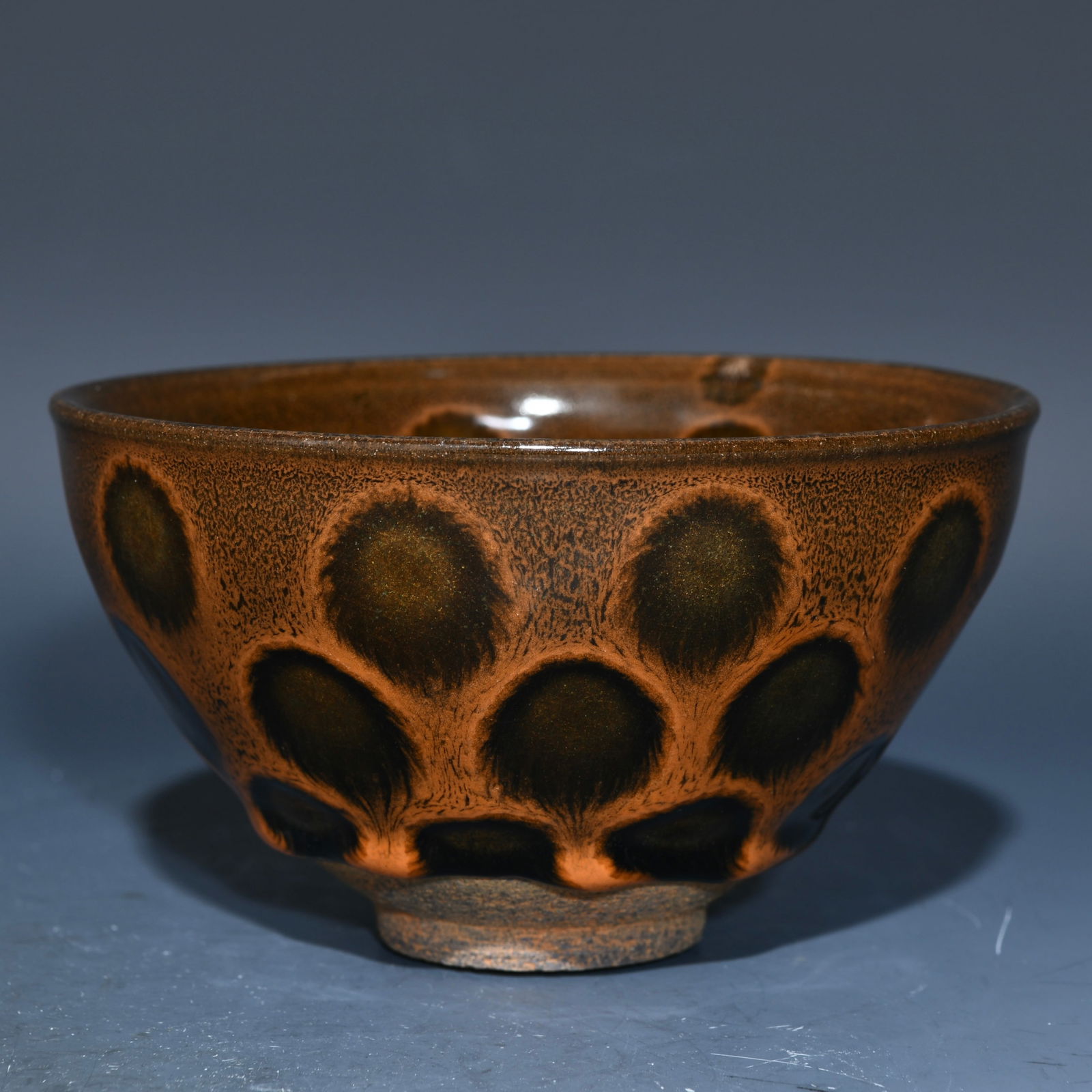 Song Dynasty Jianyao obsidian porcelain lamp: Size: Width 12.8 cm - Height 7.3 cm Materials: Porcelain Time Period: Song dynasty Manufactured Date: 10th-c Period Object: Chinese Antique ⛨ Purchase With Confidence ✔ Verified Auc