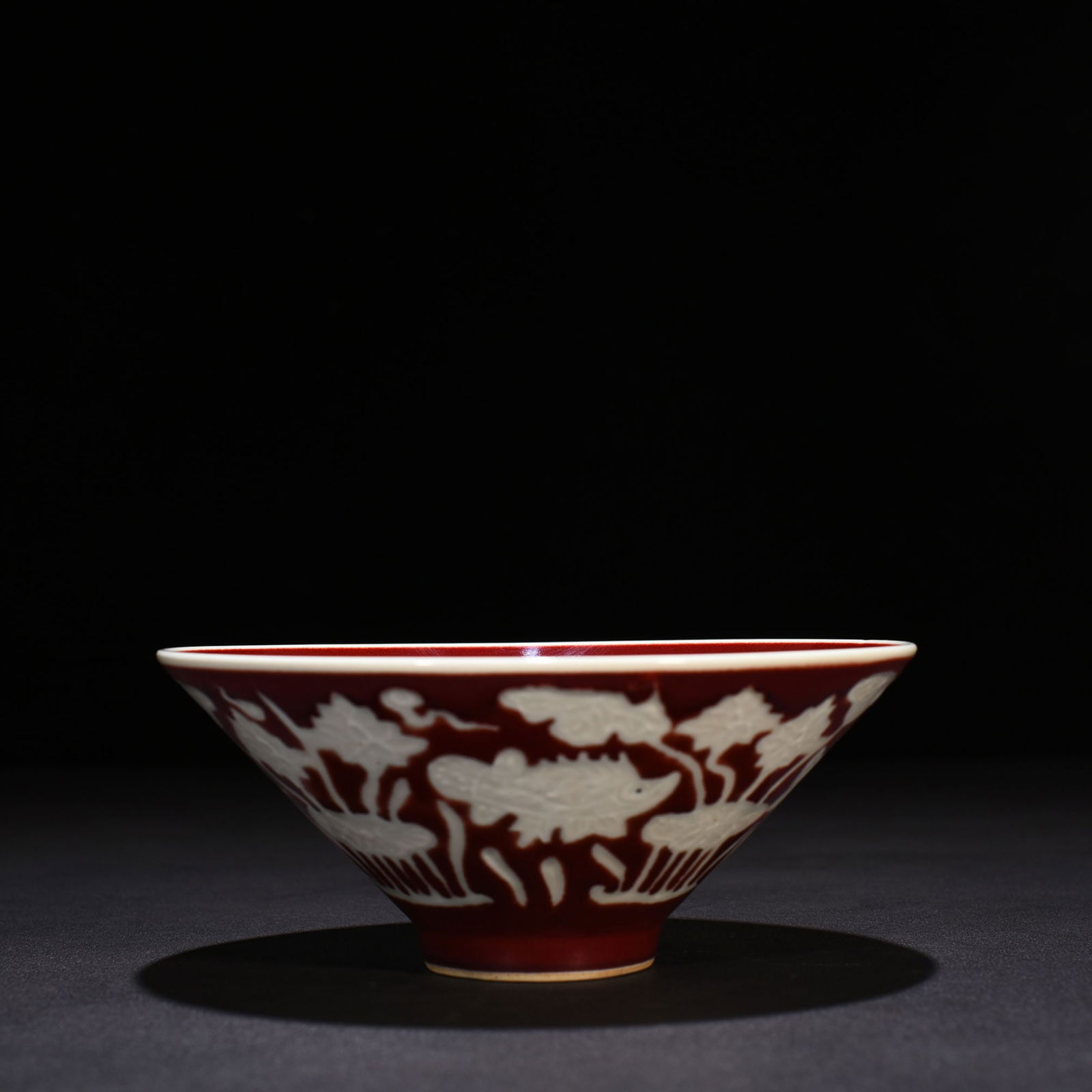 Ming Xuande red glaze and white fish and algae porcelain bowl (1 of 6)