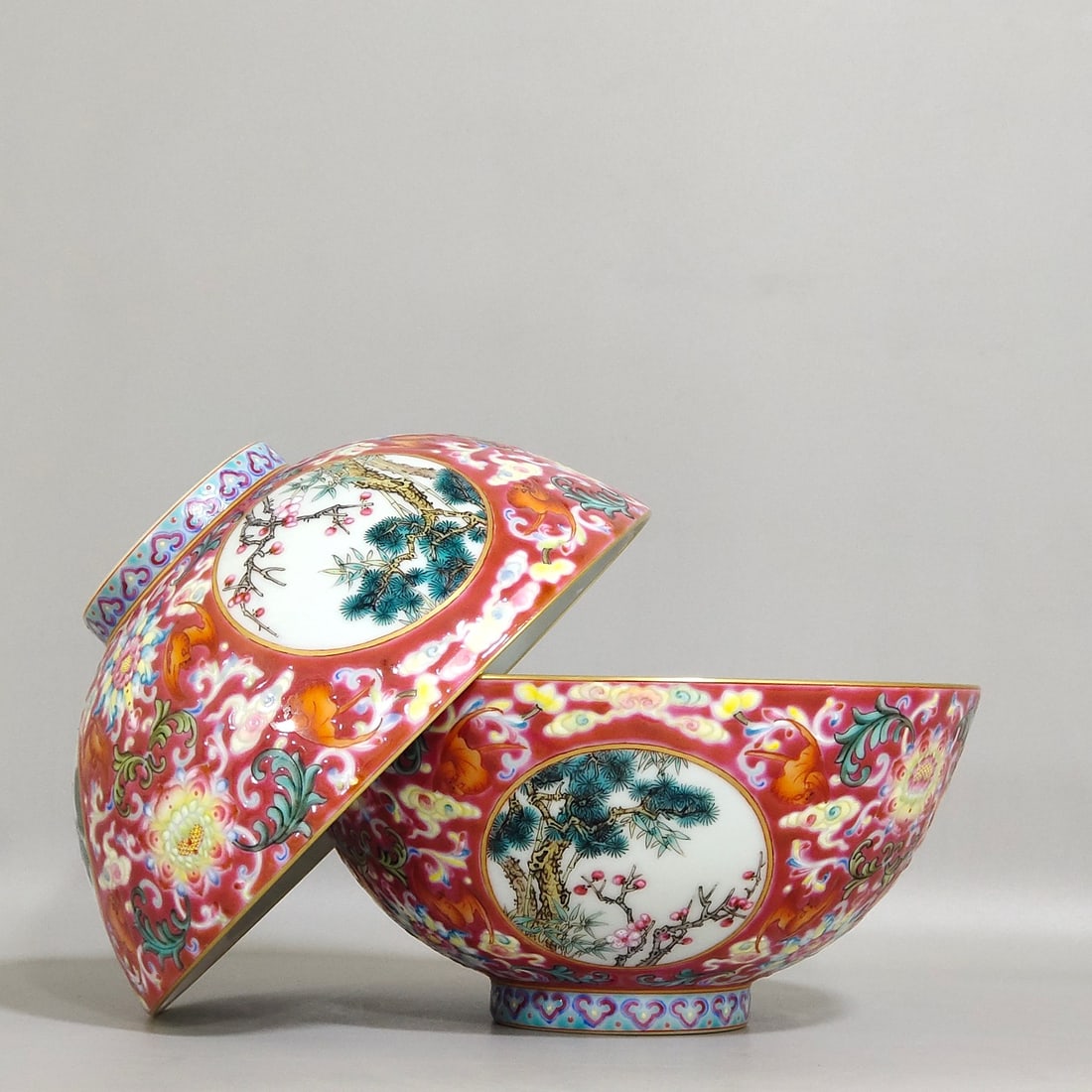 Chinese famille rose porcelain bowl pair Qing dynasty Yongzheng Mark & Period (1 of 9)