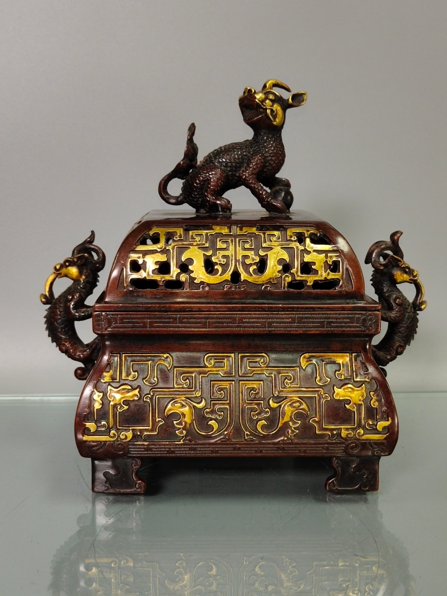 Chinese gilt bronze incense burner Ming dynasty Xuande Mark & Period (1 of 9)