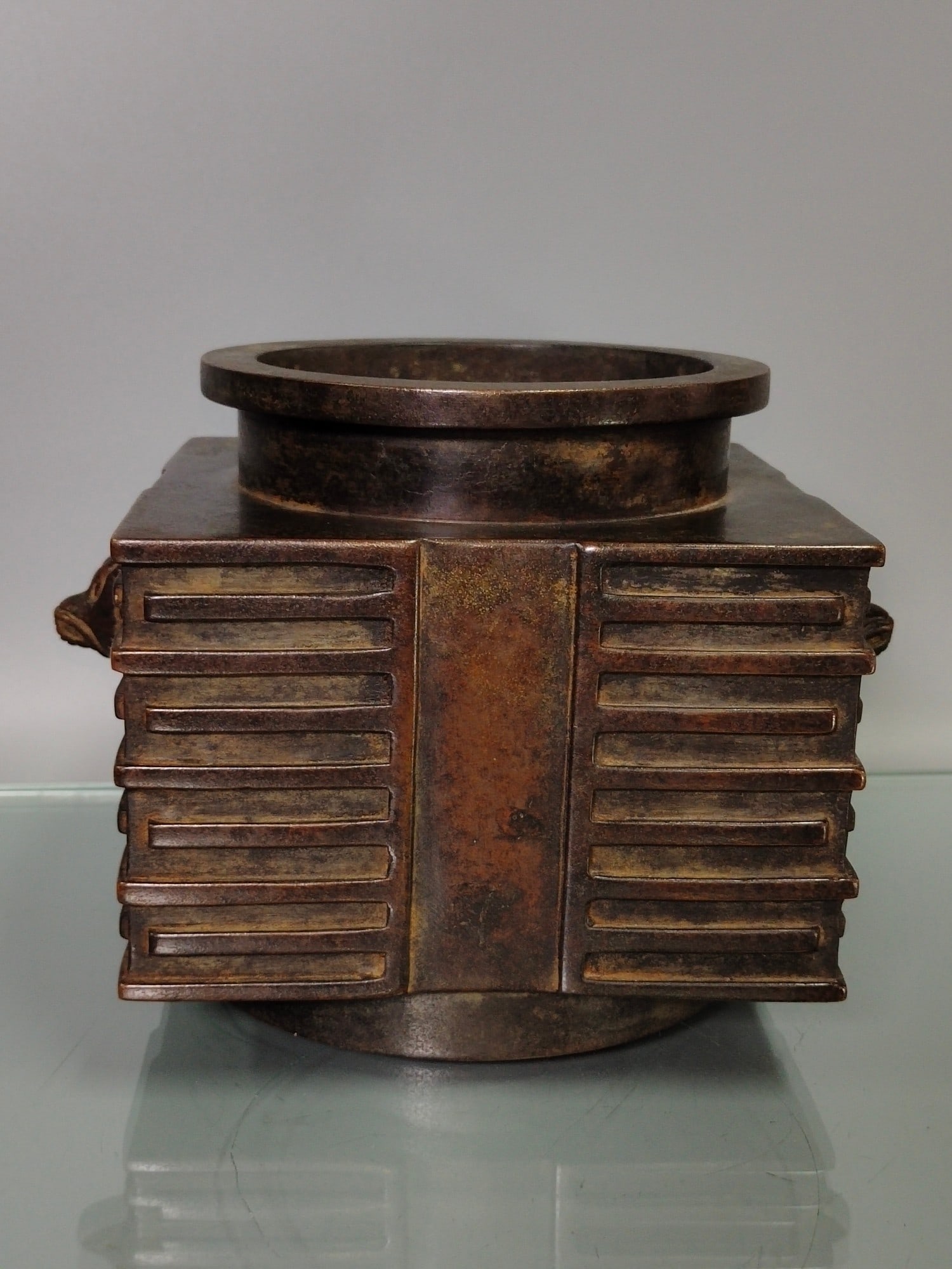 Chinese bronze ware incense burner Ming dynasty Xuande Mark & Period (1 of 9)