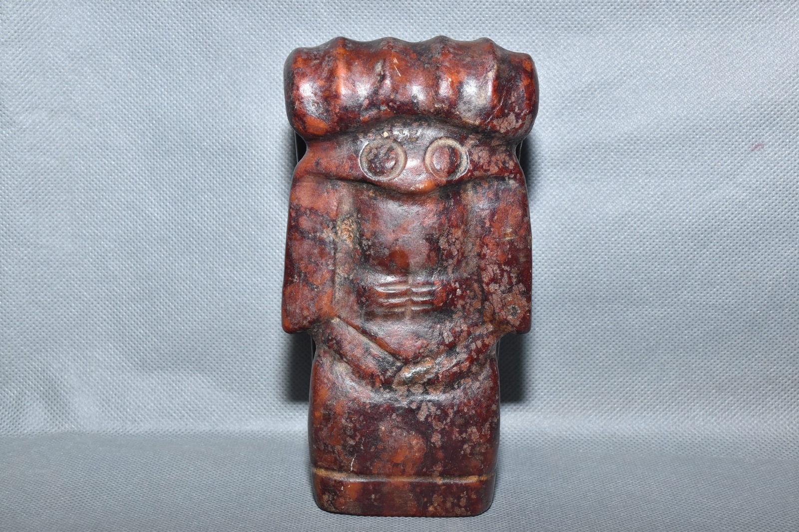 Chinese Hongshan culture jade carved ornaments: Size: Height 15.3 cm - Width 8.5 cm Materials: Natural Jade Time Period: Hongshan Culture Manufactured Date: 3000-BC Object: Chinese Antique ⛨ Purchase With Confidence ✔ Verified Au