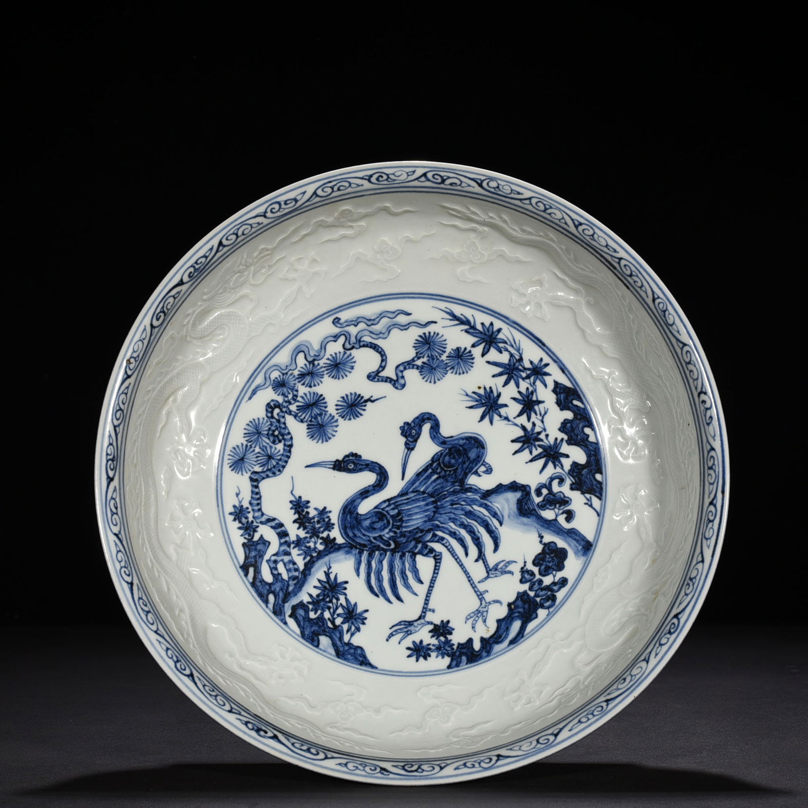 Ming dynasty Yongle Festival blue-and-white pine and crane longevity plate: Size: Width 33 cm - Height 6 cm Materials: Porcelain Time Period: Ming dynasty Manufactured Date: Yongle Mark & Period Object: Chinese Antique ⛨ Purchase With Confidence ✔ Verified