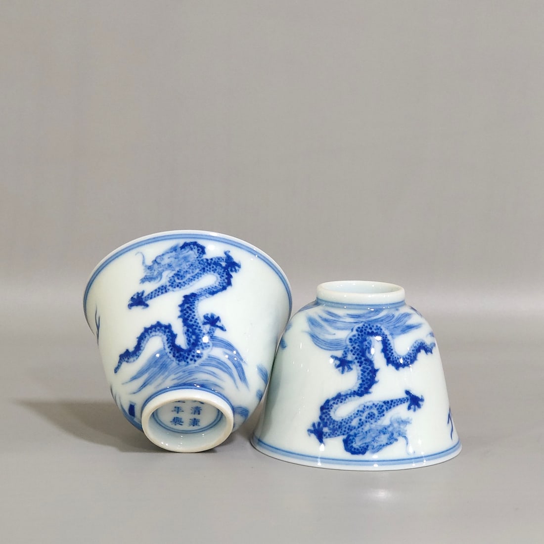 Chinese blue and white porcelain bowl pair Qing dynasty Yongzheng Mark & P: Size: Width 6.4 cm - Height 4.8 cm Materials: Porcelain Time Period: Qing dynasty Manufactured Date: Yongzheng Mark & Period Object: Chinese Antique ⛨ Purchase With Confidence ✔ Ver
