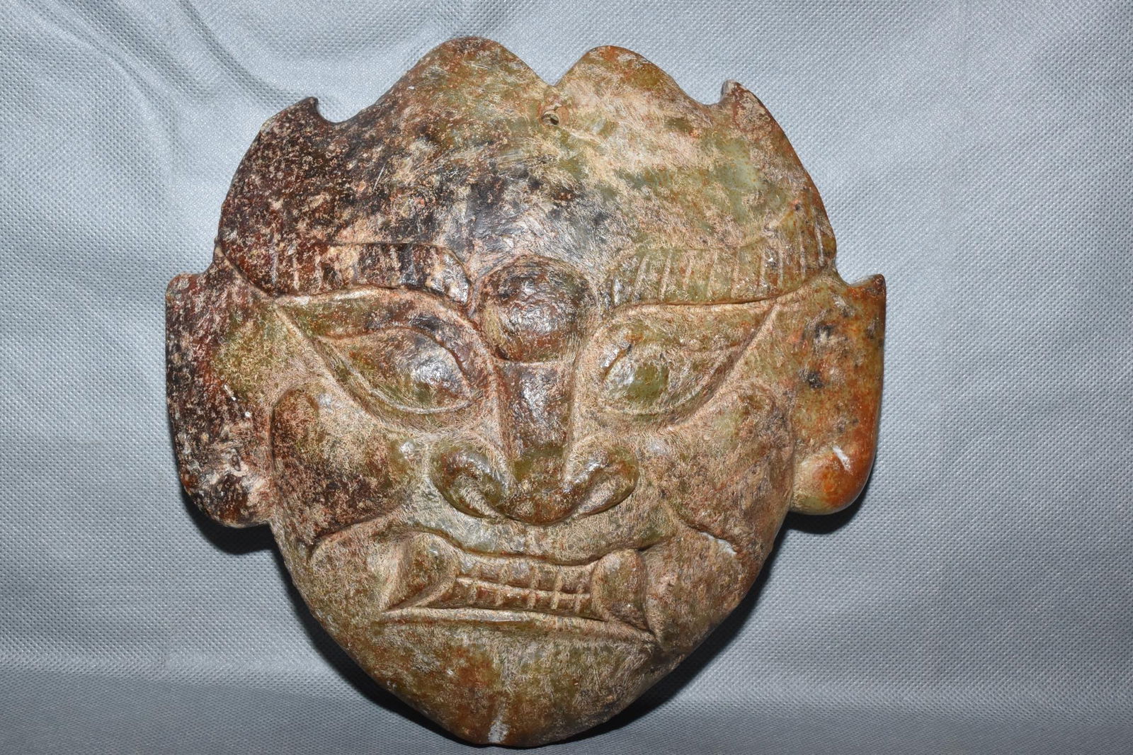 Chinese Hongshan culture jade carved ornaments (1 of 8)