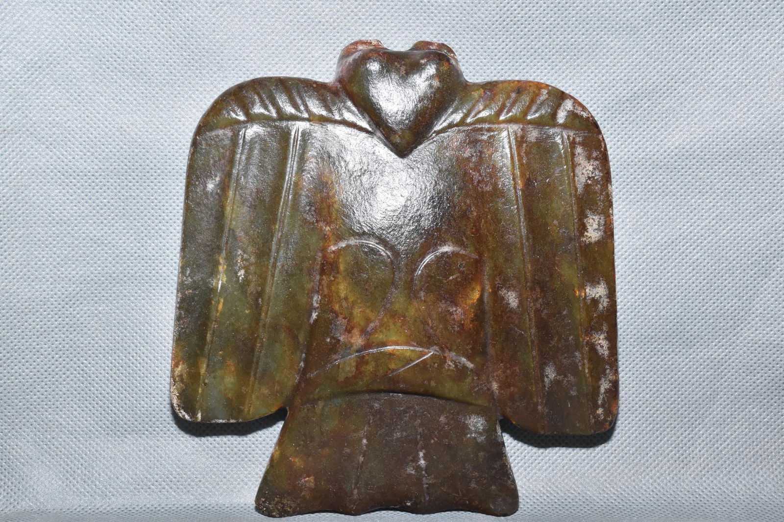 Chinese Hongshan culture jade carved ornaments: Size: Height 15.3 cm - Width 13.2 cm Materials: Natural Jade Time Period: Hongshan Culture Manufactured Date: 3000-BC Object: Chinese Antique ⛨ Purchase With Confidence ✔ Verified A