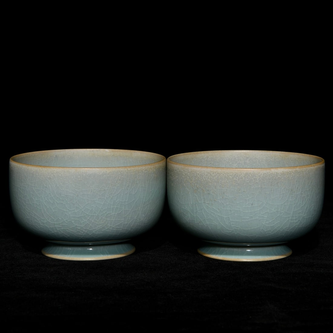 Chinese ru kiln porcelain bowl pair Song dynasty: Size: Width 11.2 cm - Height 6.8 cm Materials: Porcelain Time Period: Song dynasty Manufactured Date: 10th-c Period Object: Chinese Antique ⛨ Purchase With Confidence ✔ Verified Auc