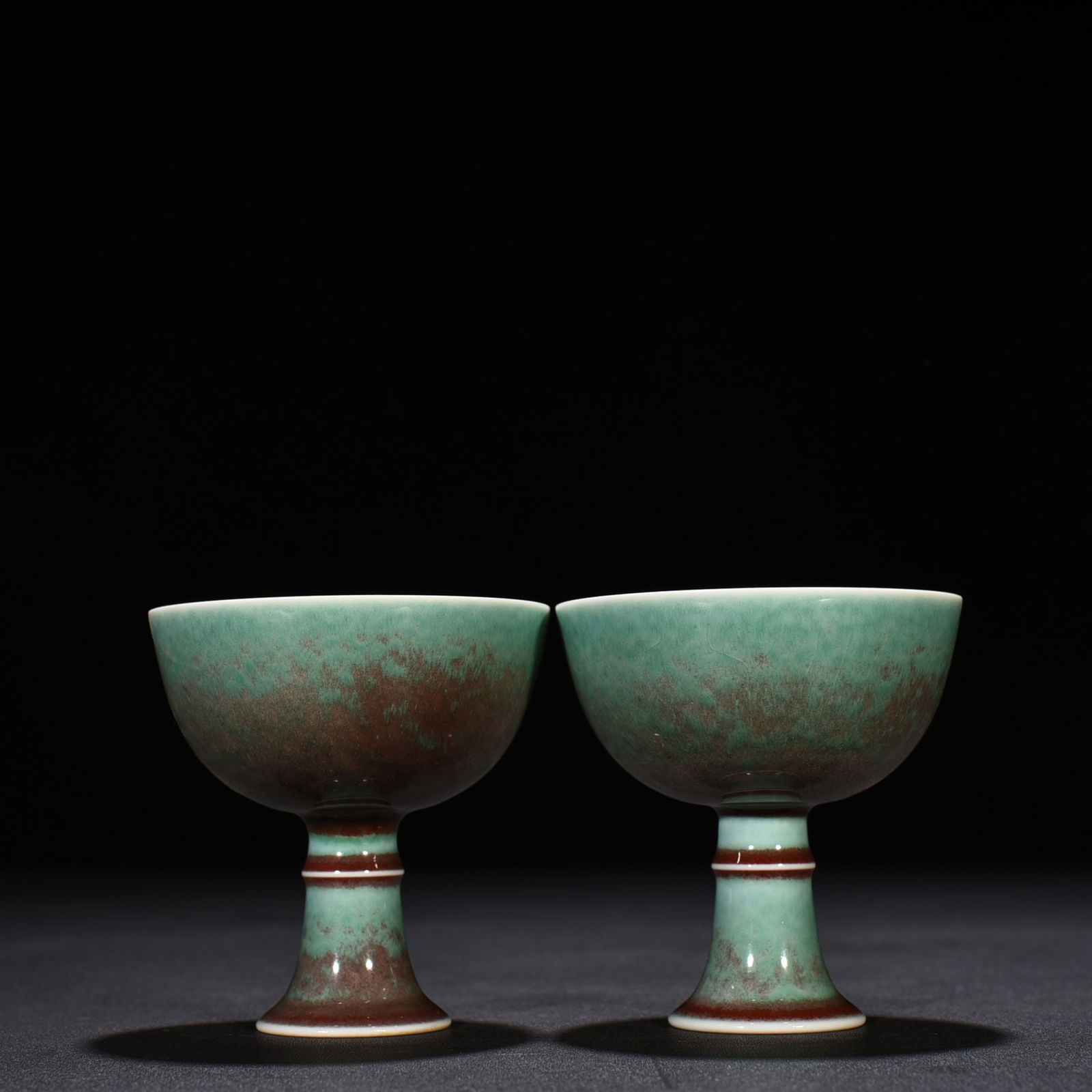 Qing Dynasty Yongzheng Bianlang Kiln Green Glaze Porcelain Goblet: Size: Width 8.2 cm - Height 8 cm Materials: Porcelain Time Period: Qing dynasty Manufactured Date: Yongzheng Mark & Period Object: Chinese Antique ⛨ Purchase With Confidence ✔ Verif