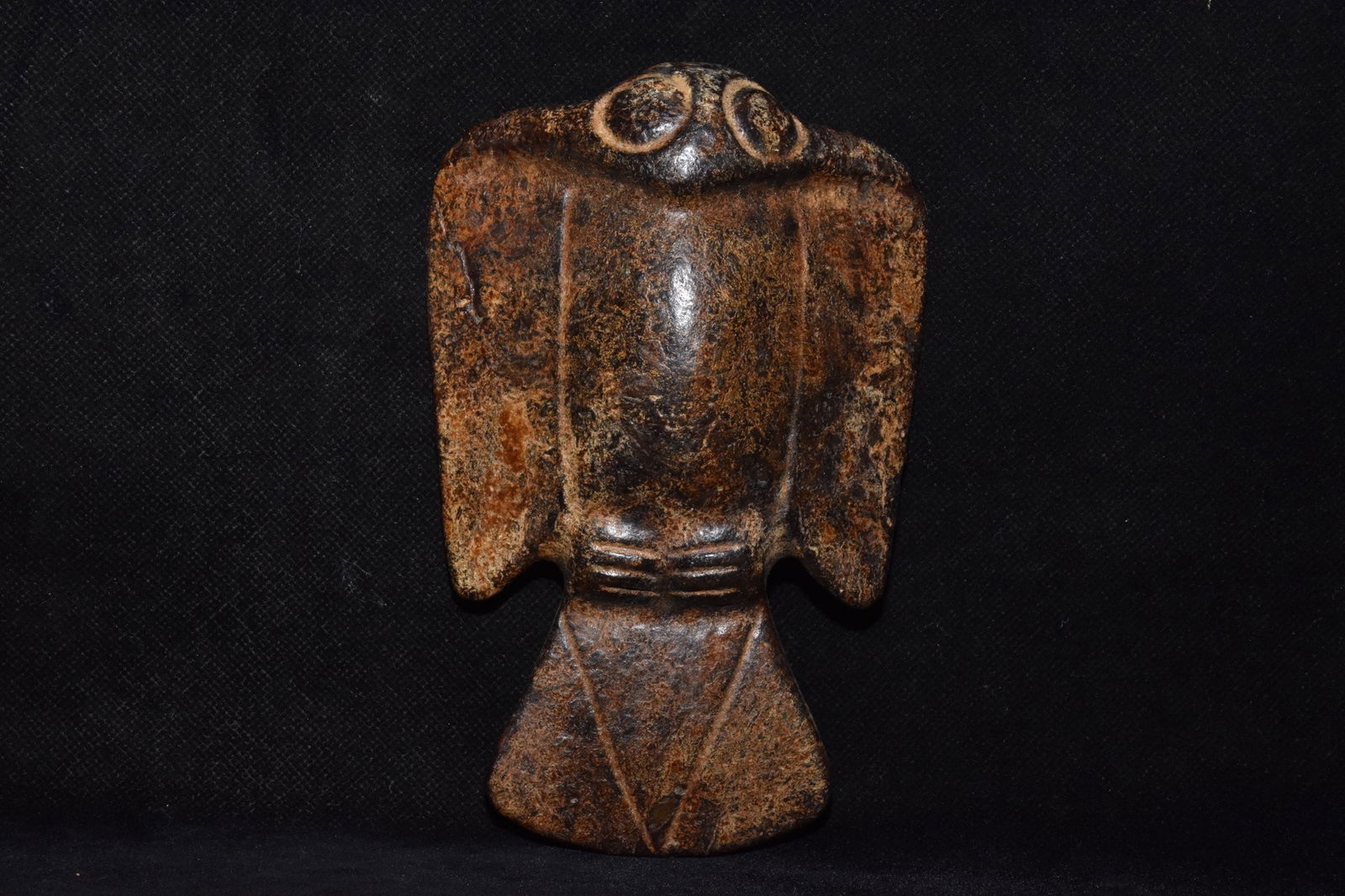 Chinese Hongshan culture jade carved ornaments (1 of 10)