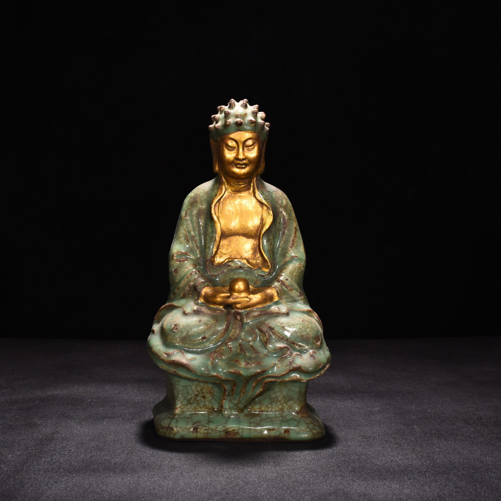 Song Dynasty Longquan kiln plum celadon glaze gilded statue of Sakyamuni: Size: Height 25.5 cm - Width 12 cm Materials: Porcelain Time Period: Song dynasty Manufactured Date: 10th-c Object: Chinese Antique ⛨ Purchase With Confidence ✔ Verified Auction Hou